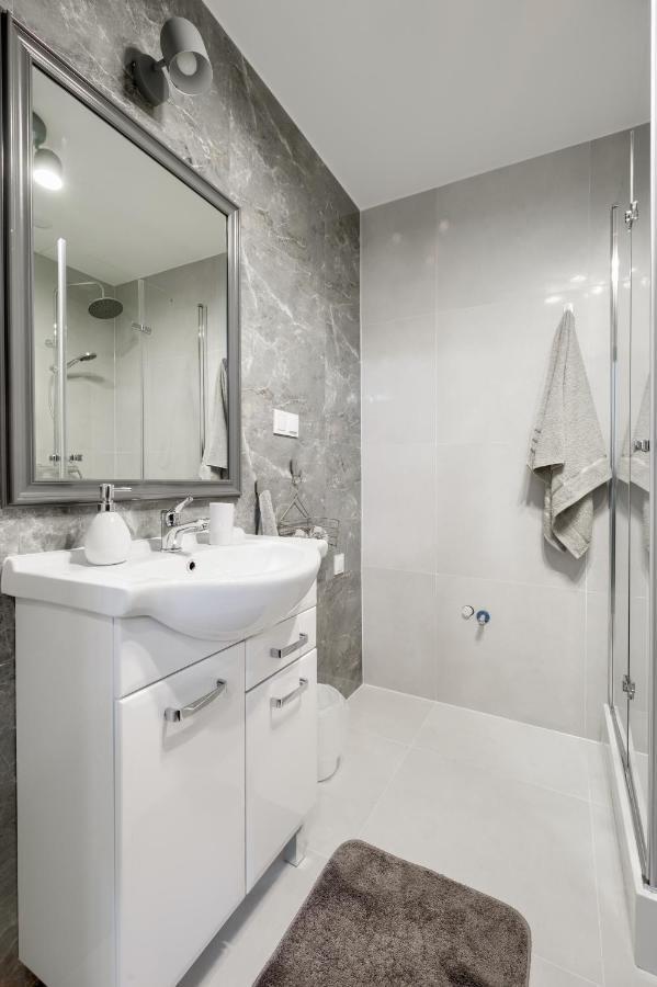 Niron Apartament Dom Z Papieru Sztokholm Пила Екстериор снимка