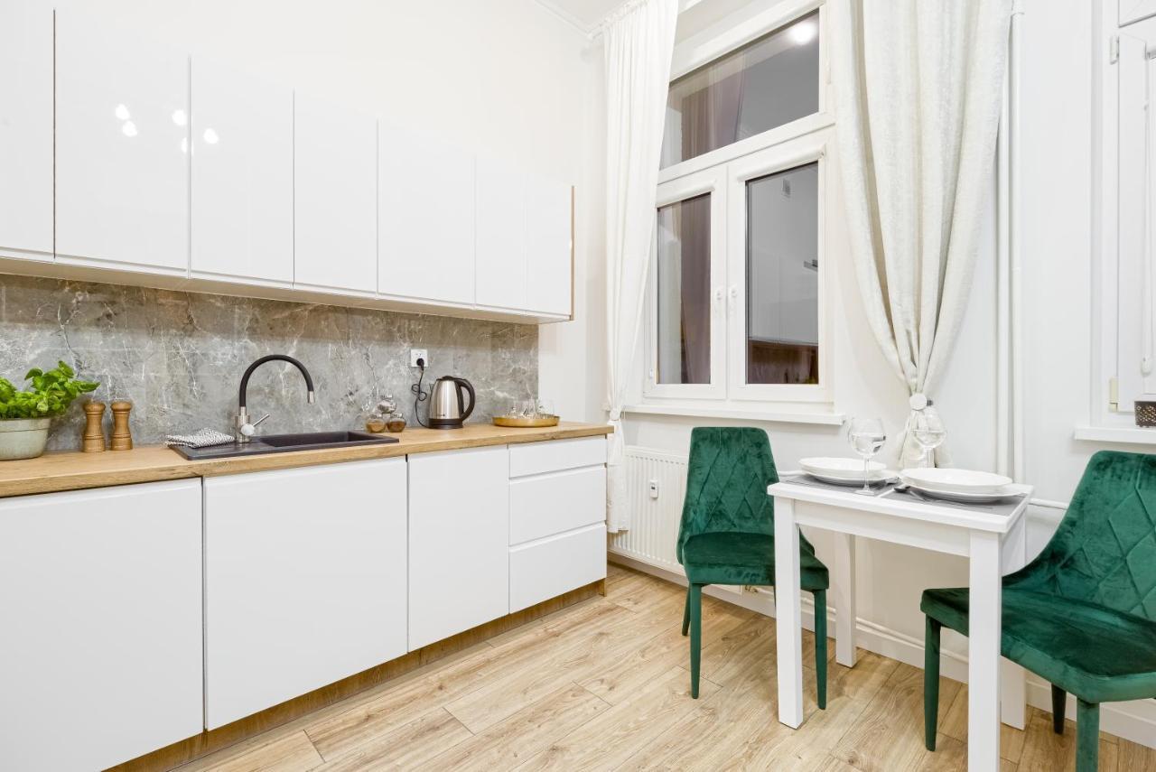Niron Apartament Dom Z Papieru Sztokholm Пила Екстериор снимка